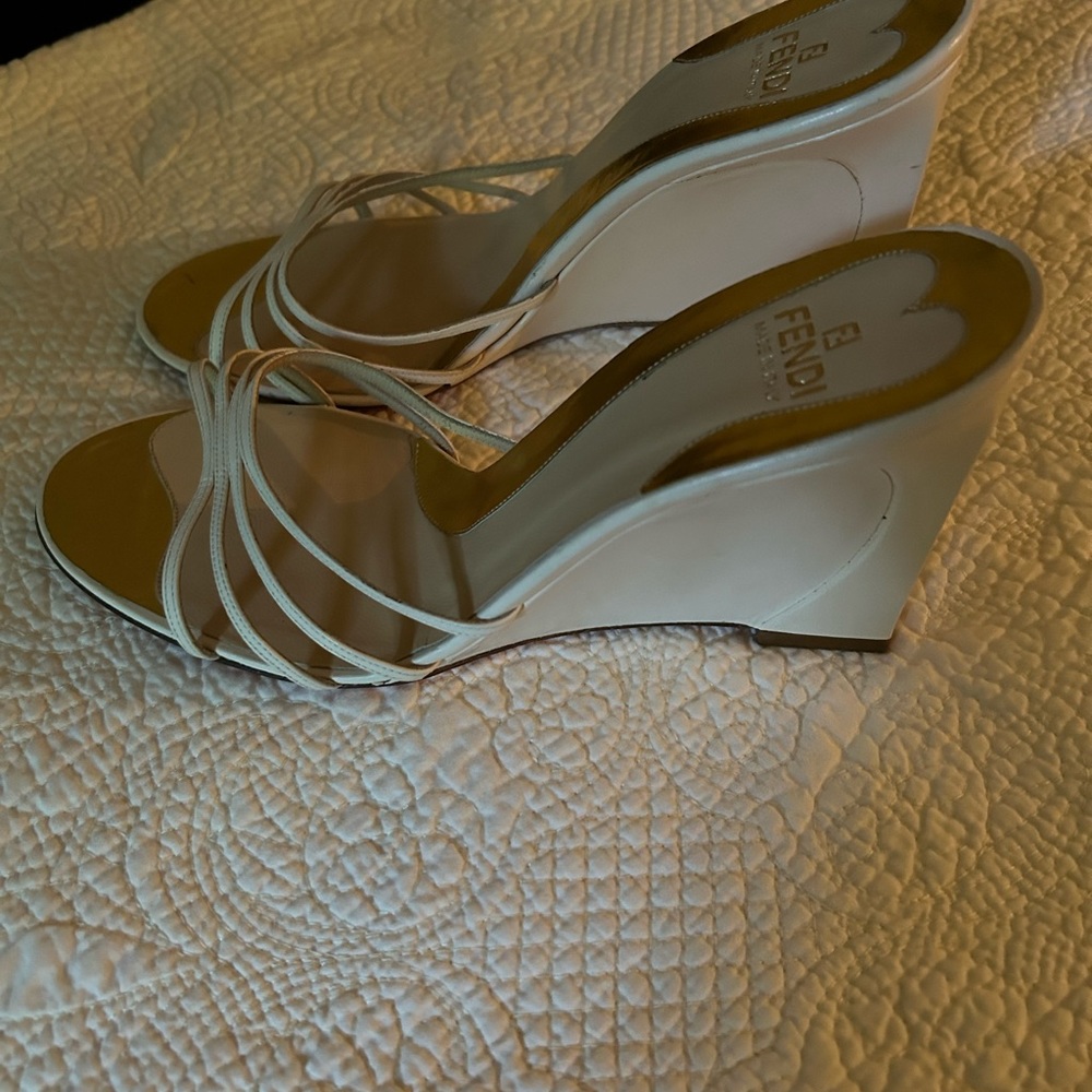 Fendi wedge sandals cream size 39 ( Authentic)